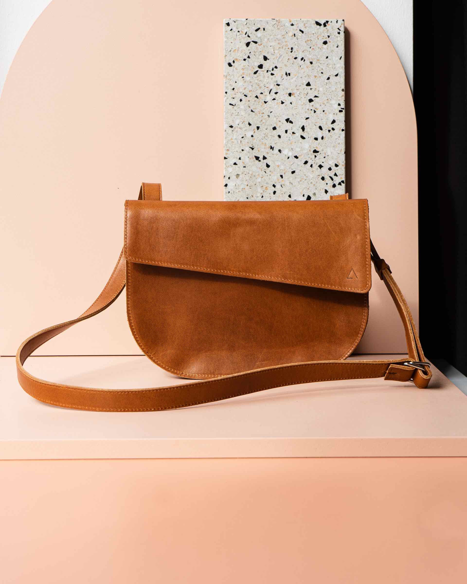 #farbe_cognac geölt