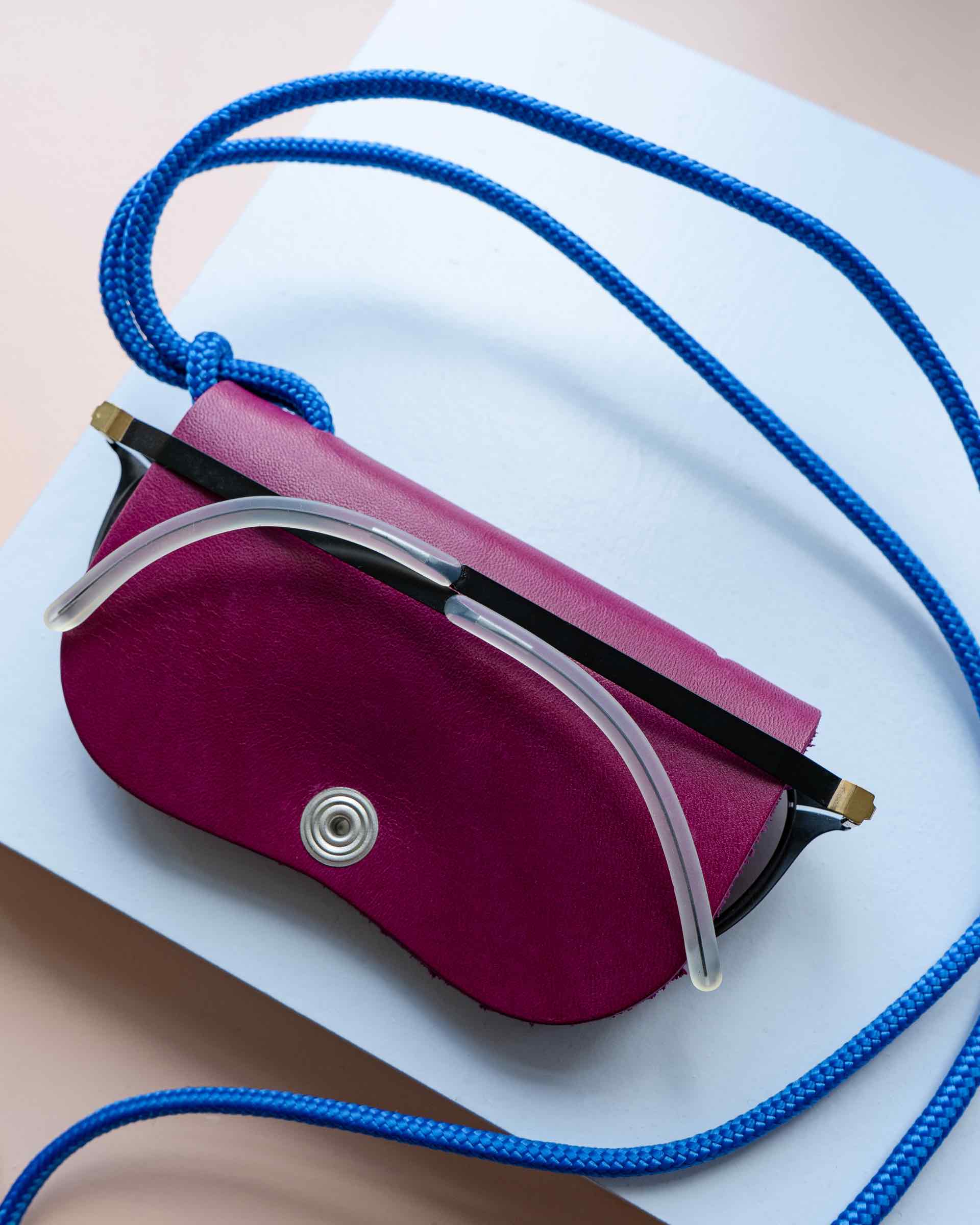 #farbe_aubergine