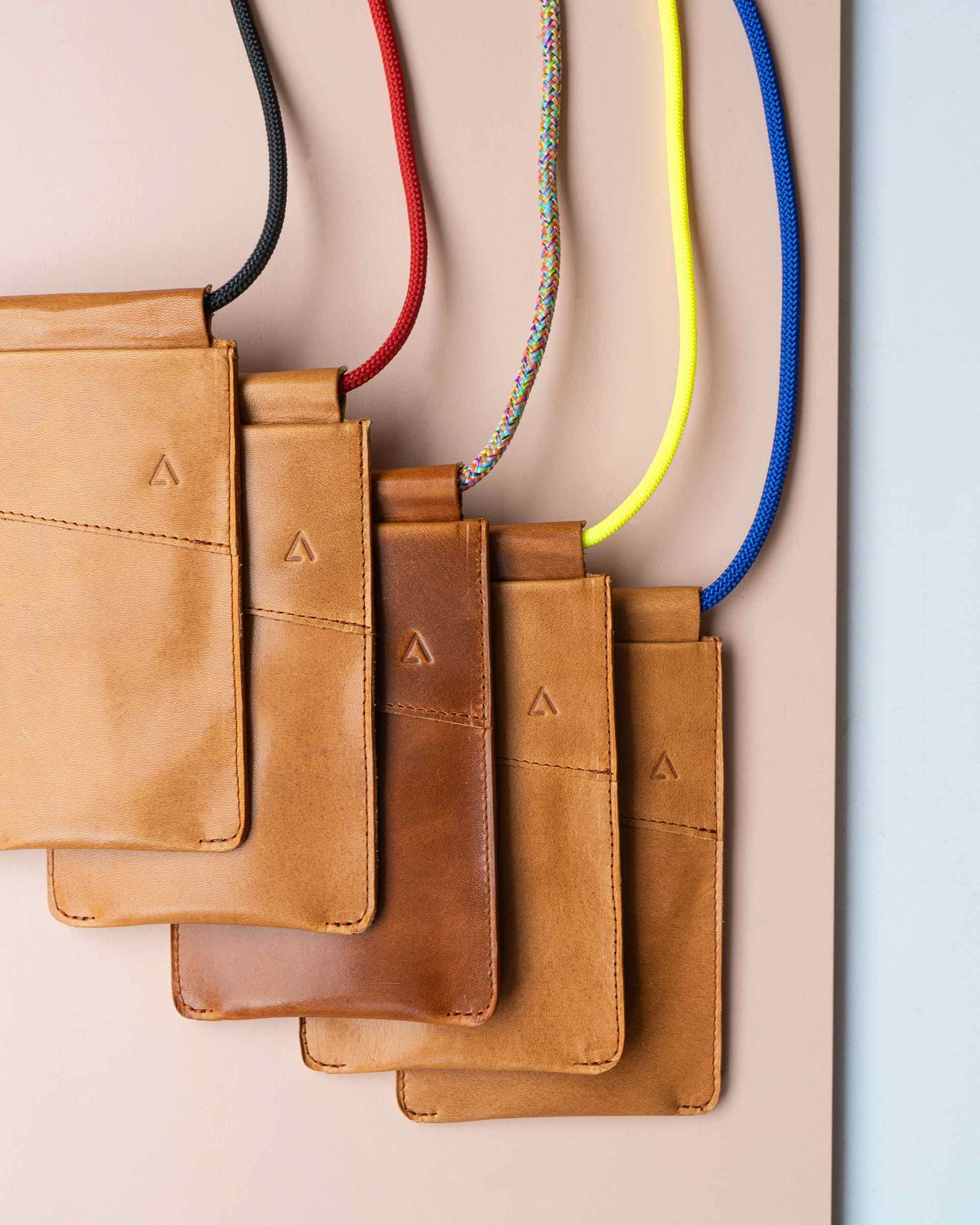 Handytasche IVY | cognac geölt (sofort versandbereit)