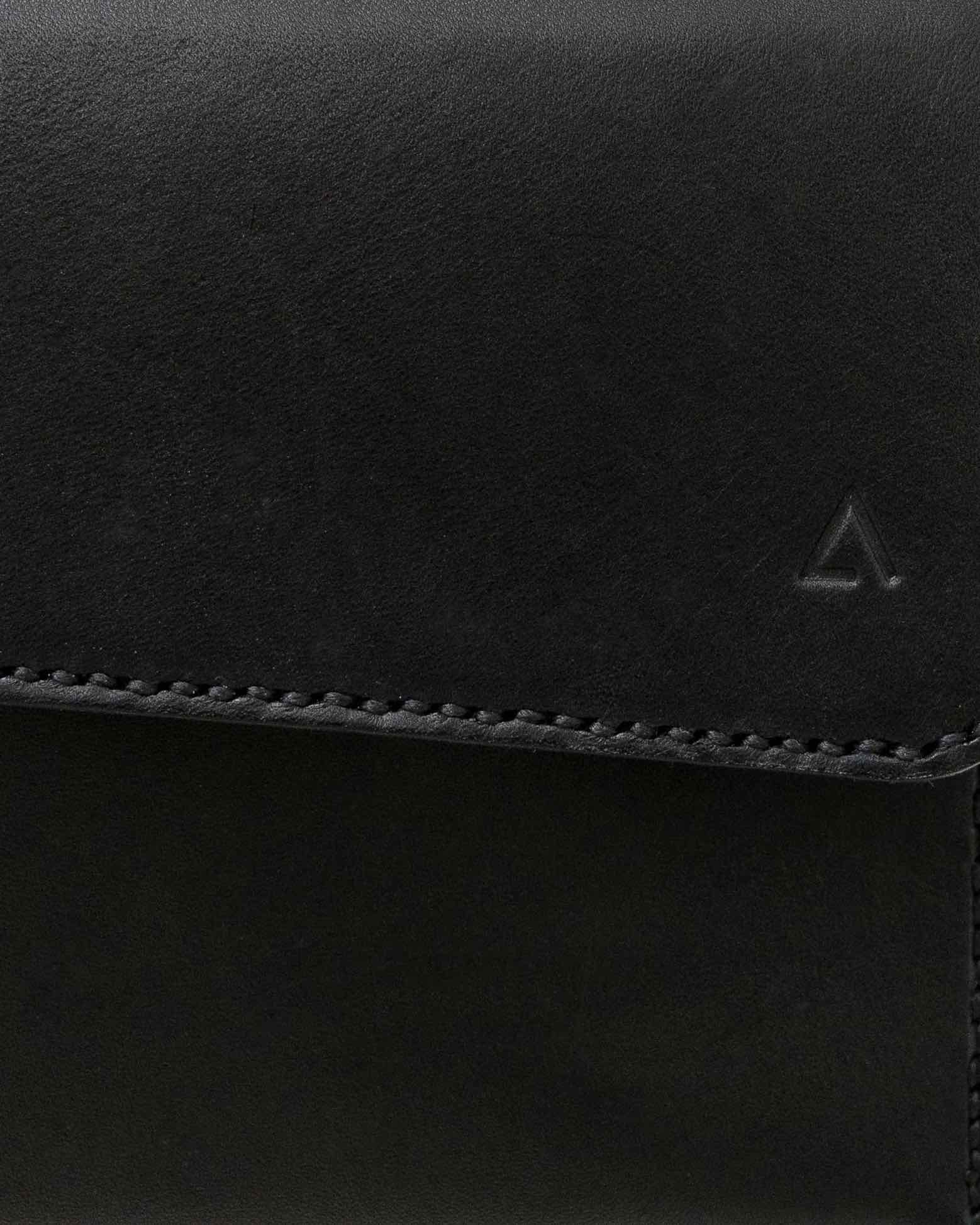 #farbe_schwarz