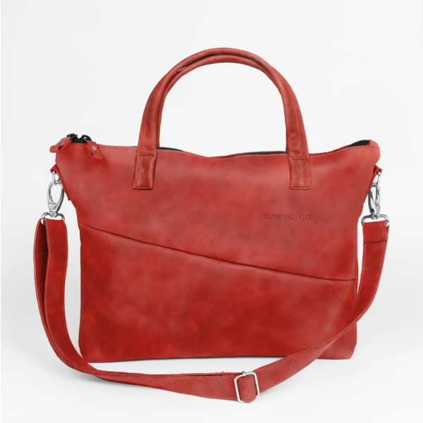 Frontansicht Damenhandtasche ANA mit Schultergurt und Henkeln aus rotem Naturleder