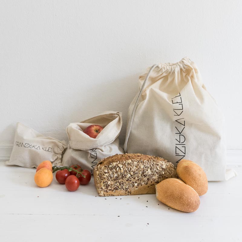 Nachhaltigkeit Verpackungsbeutel der Taschen weiterverwendet als Brot- und Gemüsebeutel